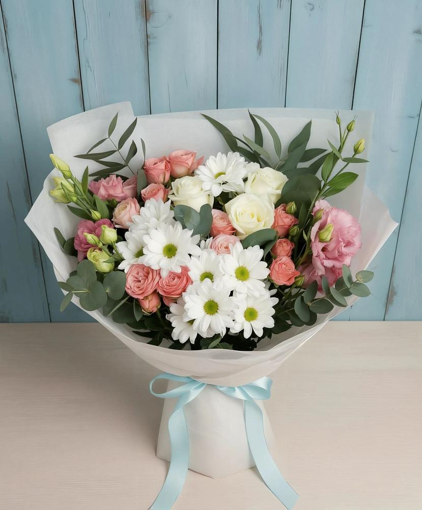 Букет цветов из: Розы, Лизиантусы и Хризантемы в Губдене