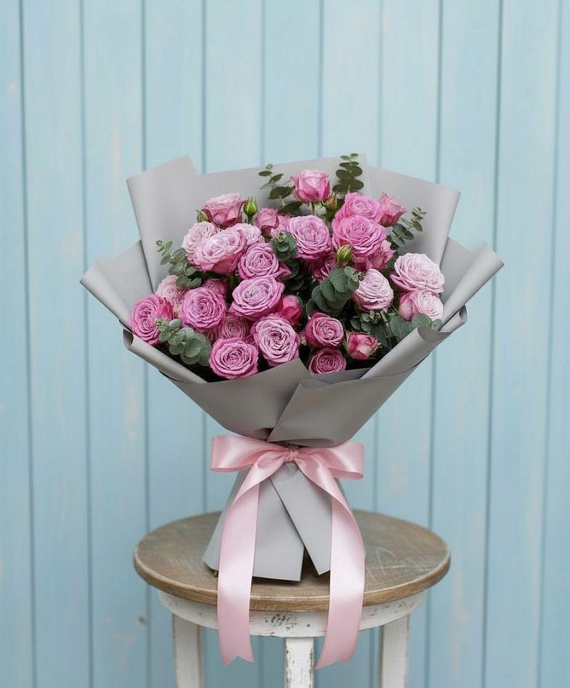 Букет цветов из: Розы в Губдене