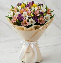 Букет цветов из:  Альстромерии в Губдене