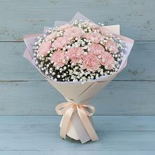 Букет цветов из:  Гвоздики в Губдене