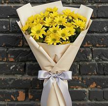Букет цветов из:  Хризантемы #REPLACE_PRED# Губдене