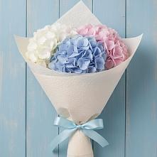 Букет цветов из:  Гортензия в Губдене