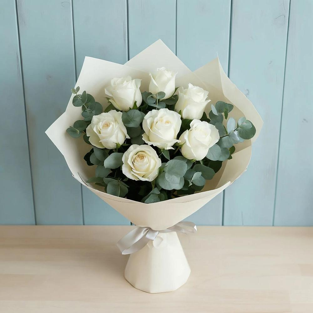 Букет Белые розы в Эвкалипте в Губдене