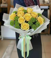 Букет цветов из:  Хризантемы и Розы в Губдене