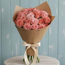 Букет цветов из:  Розы в Губдене