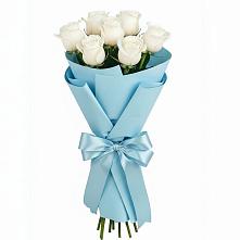 Букет 7 белых роз Проуд в Губдене