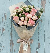 Букет цветов из:  Розы в Губдене