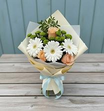 Букет цветов из:  Герберы, Розы и Хризантемы в Губдене