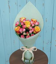 Букет цветов из:  Розы в Губдене